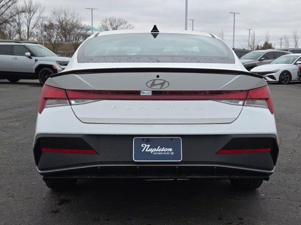New 2026 White Hyundai SEL Sport image 14