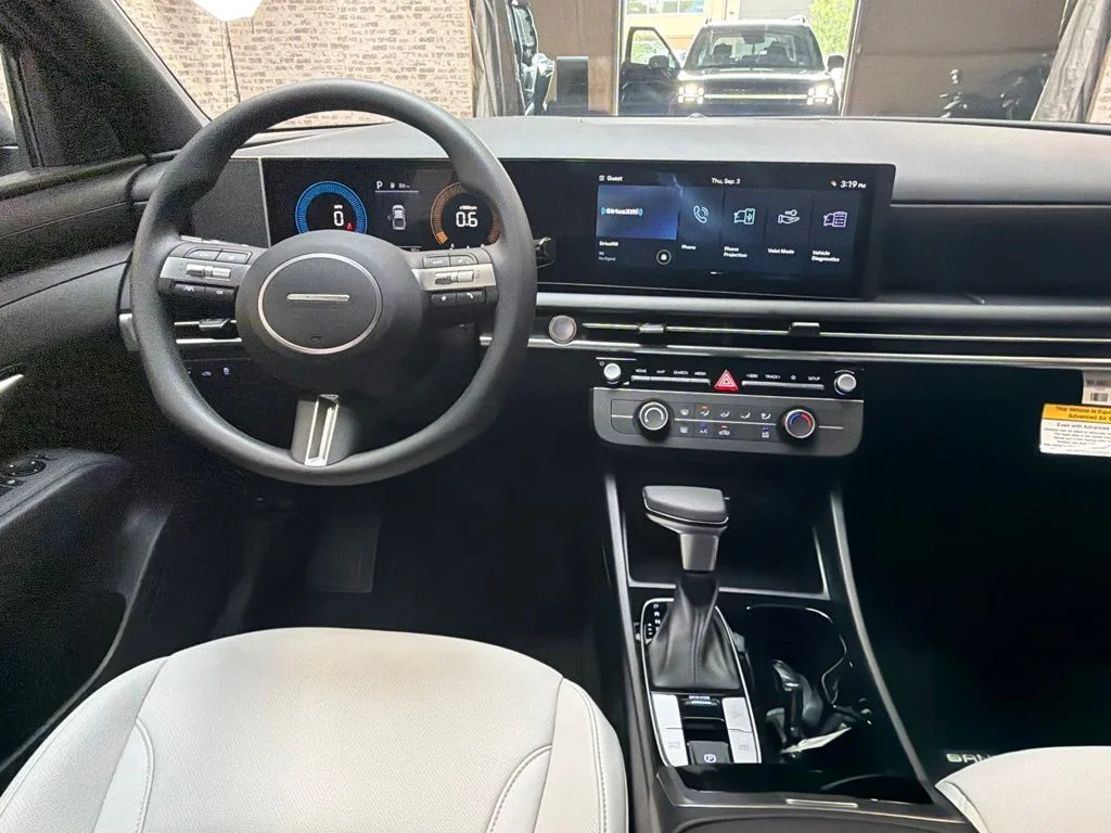 New 2027 Blue Stone Hyundai SE image 15