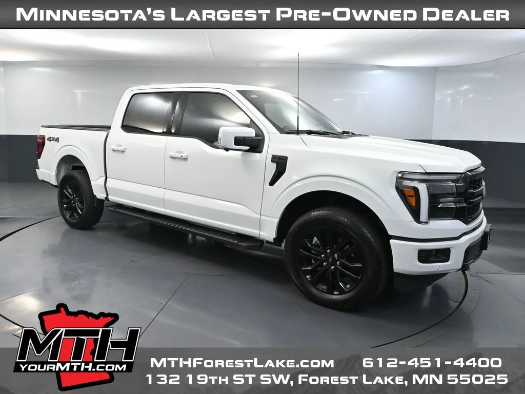 Used 2025 White Ford Lariat image 1