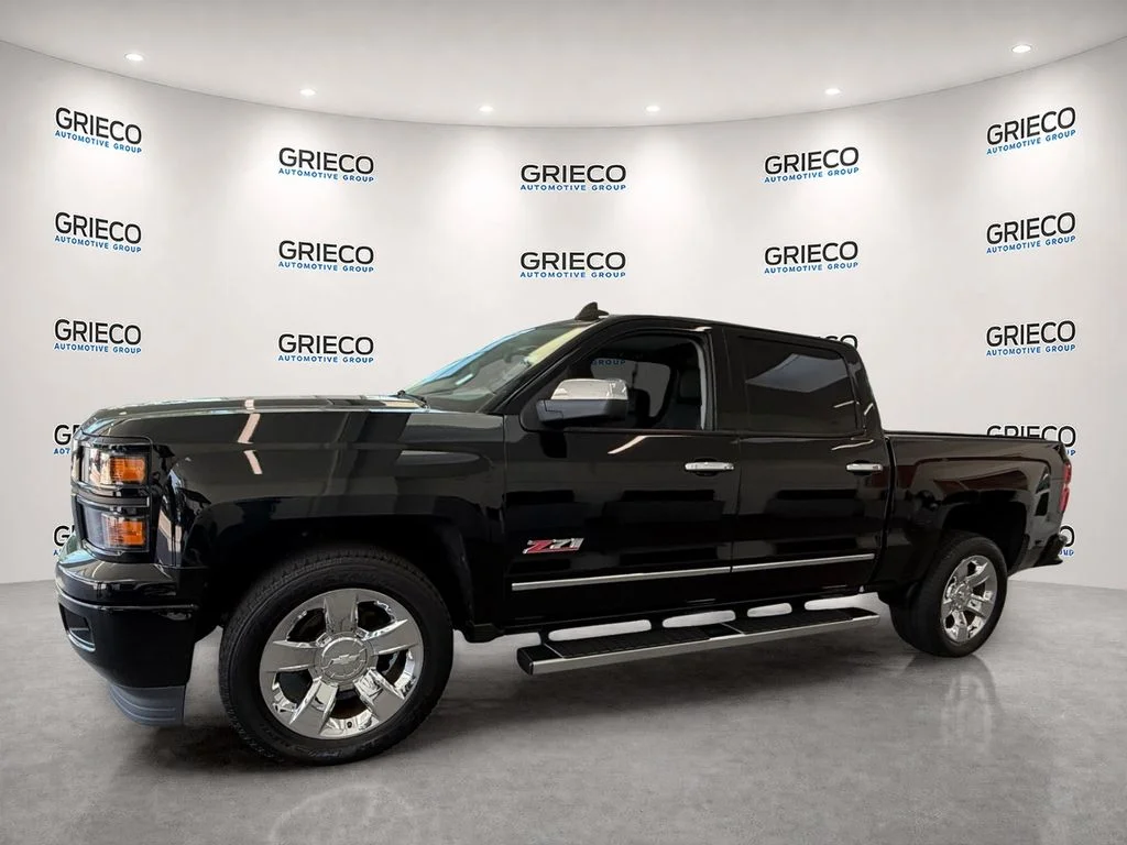 Used 2015 Black Chevrolet LT image 3