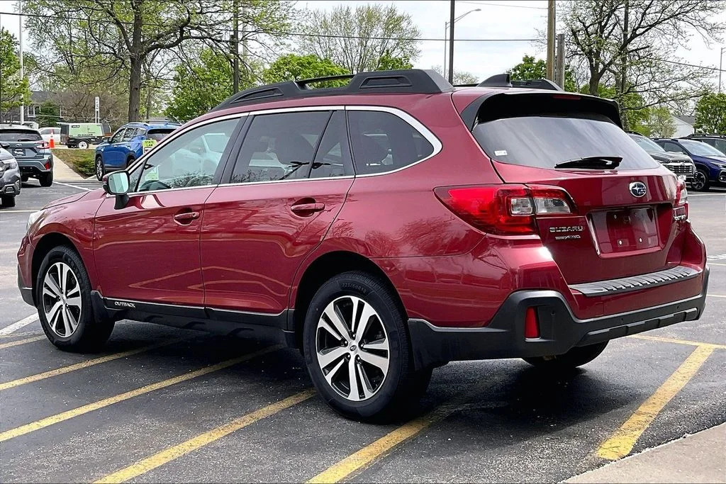 Used 2019 Red Subaru 2.5i image 12