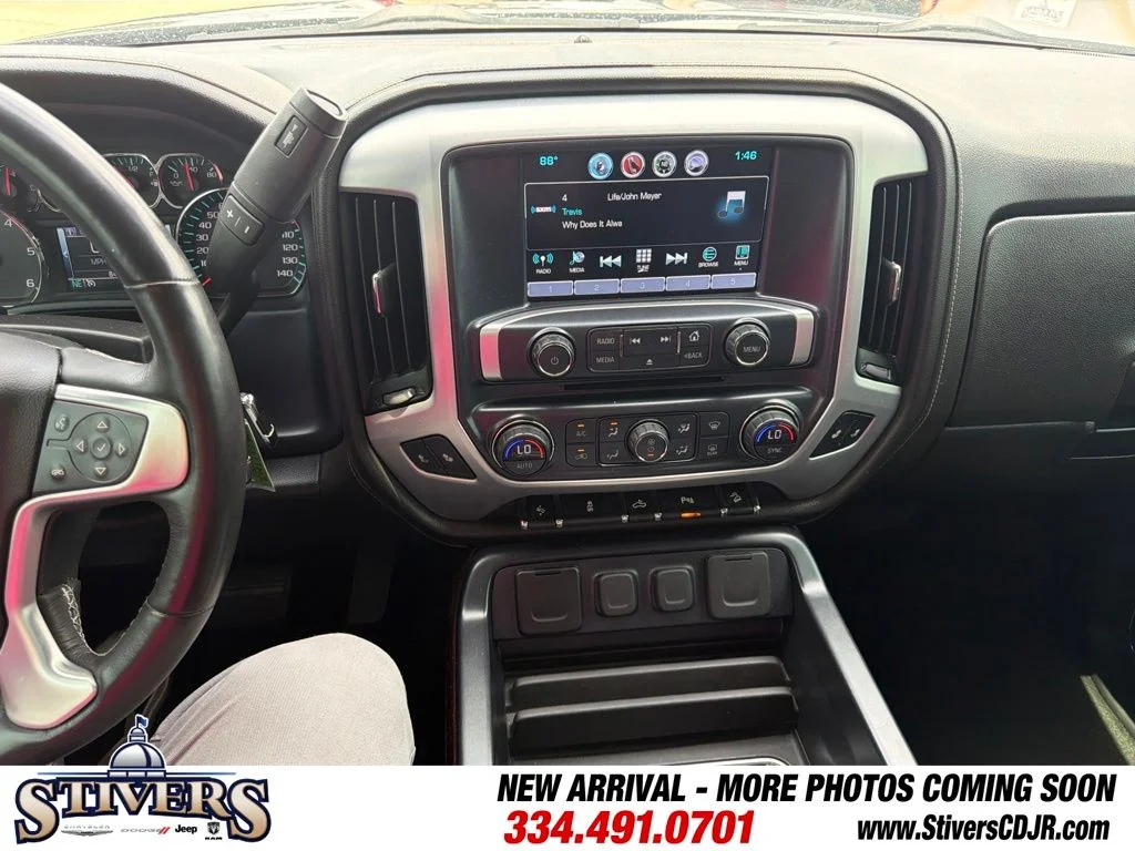 Used 2018 Black GMC SLT image 21