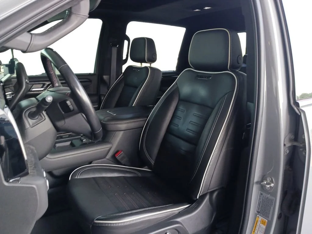 Used 2024 Thunderstorm Gray GMC AT4X image 28