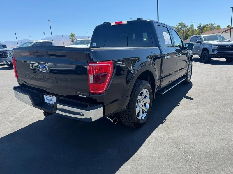 Used 2021 Agate Black Metal Ford XL image 3