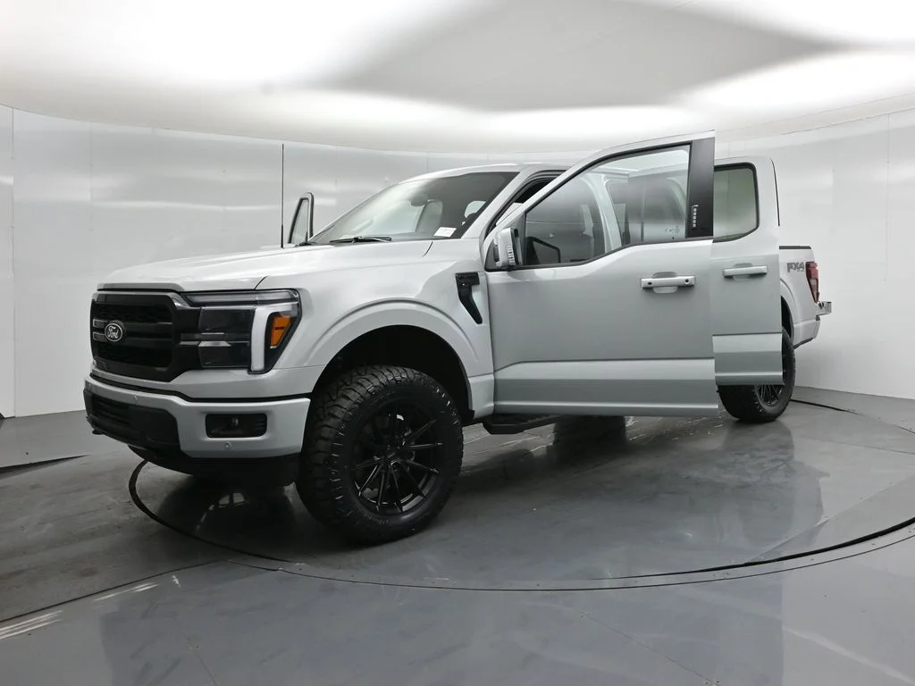 New 2026 Avalanche Ford Lariat image 30