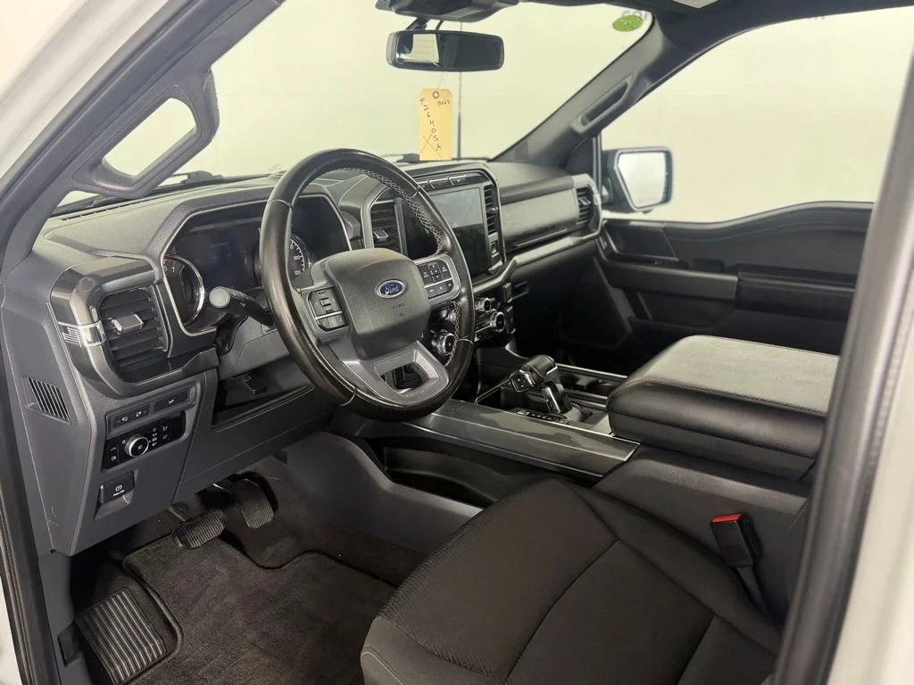 Used 2023 White Ford XLT image 13
