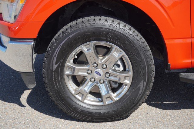 Used 2022 Race Red Ford XLT image 10