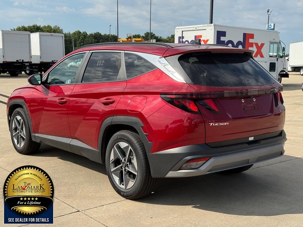 Used 2025 Ultimate Red Hyundai SEL FWD image 7
