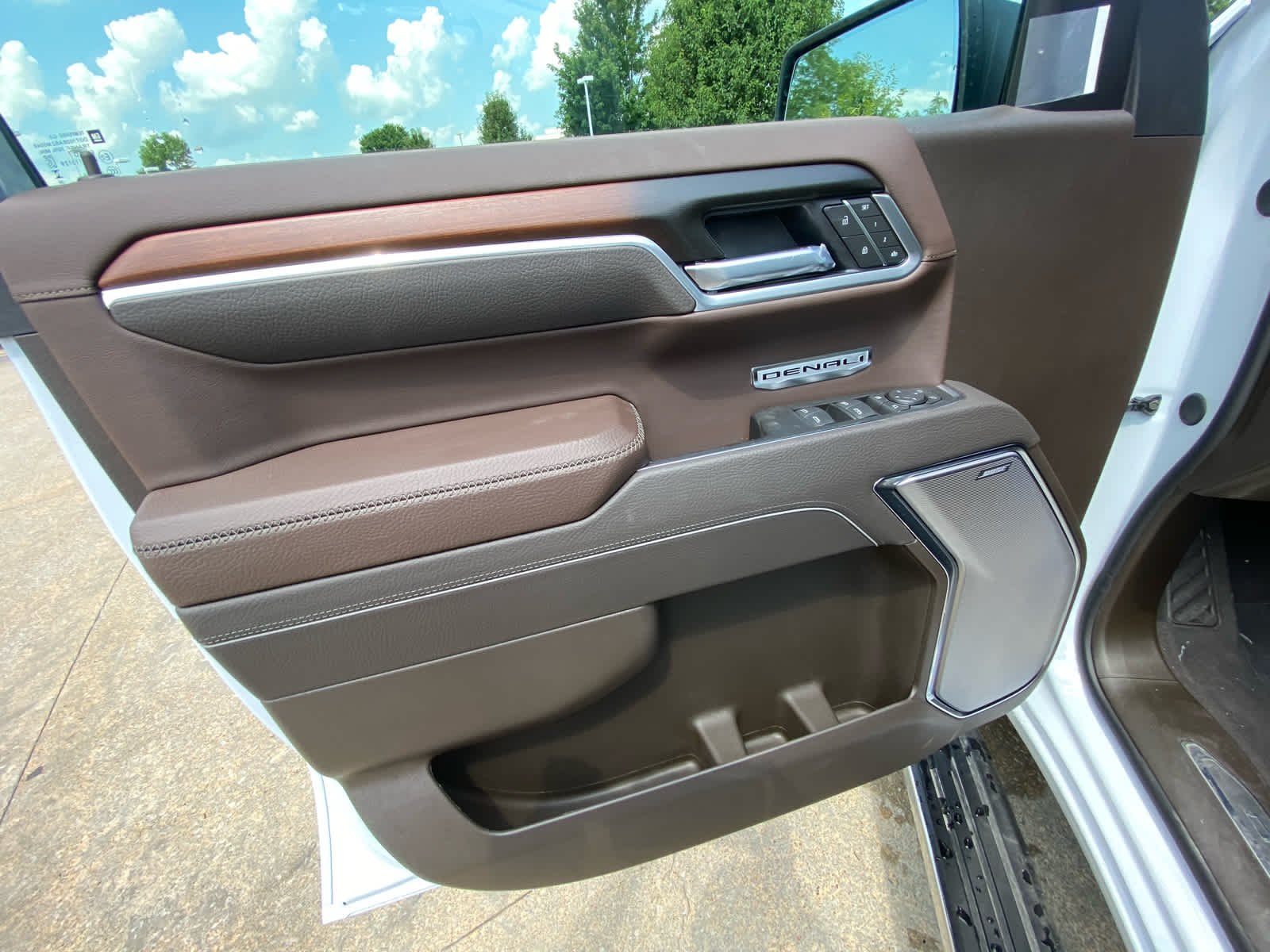 2026 GMC Sierra 1500 Denali - Photo 6