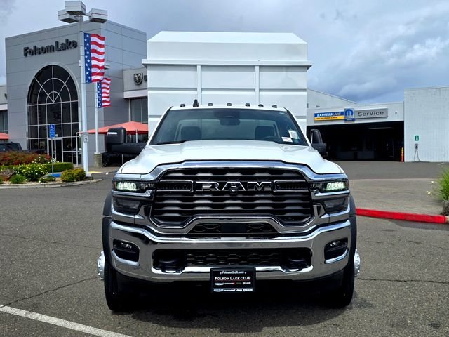 New 2026 Bright White Clear-Coat Exterior Paint RAM Tradesman image 2