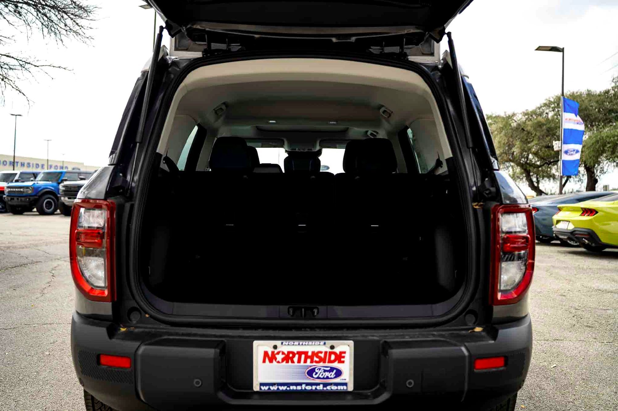 New 2025 Carbonized Gray Metallic Ford Heritage image 6