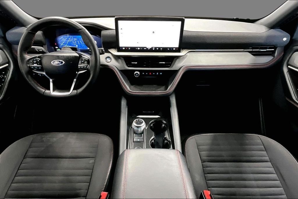 Used 2025 Red Metallic Ford ST-Line image 9