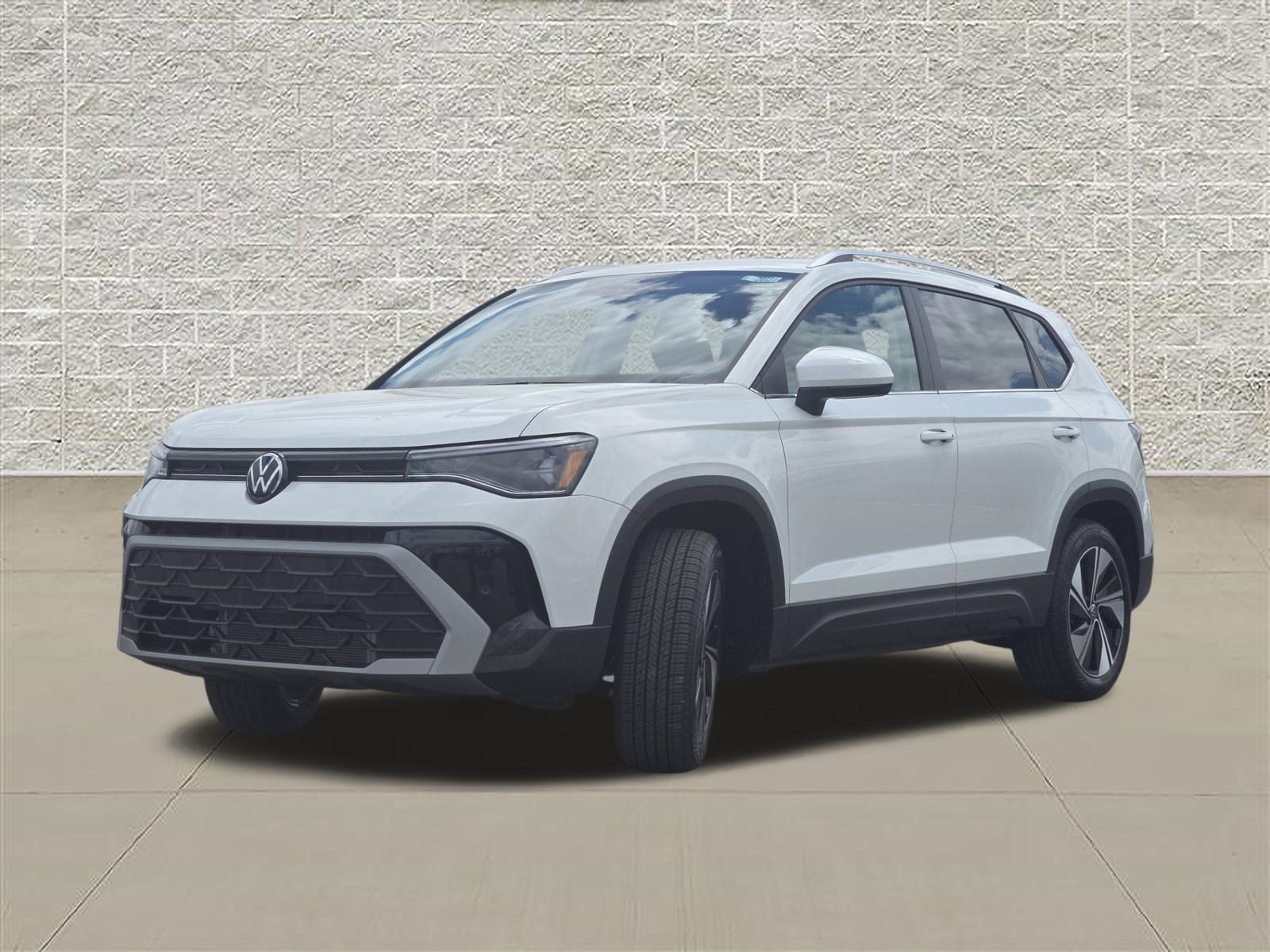 New 2026 Pure White Volkswagen SE image 3