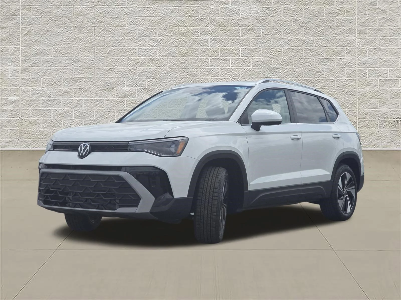 New 2026 Pure White Volkswagen SE image 3