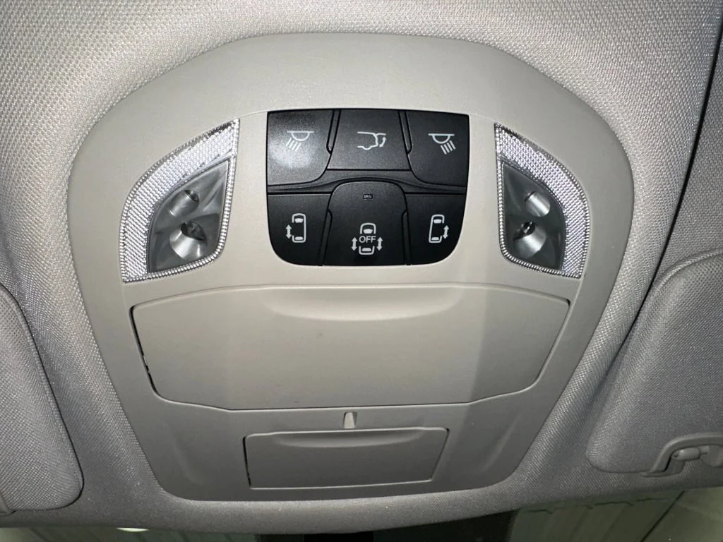 Certified Used 2024 Bright White Clearcoat Chrysler Touring L image 17