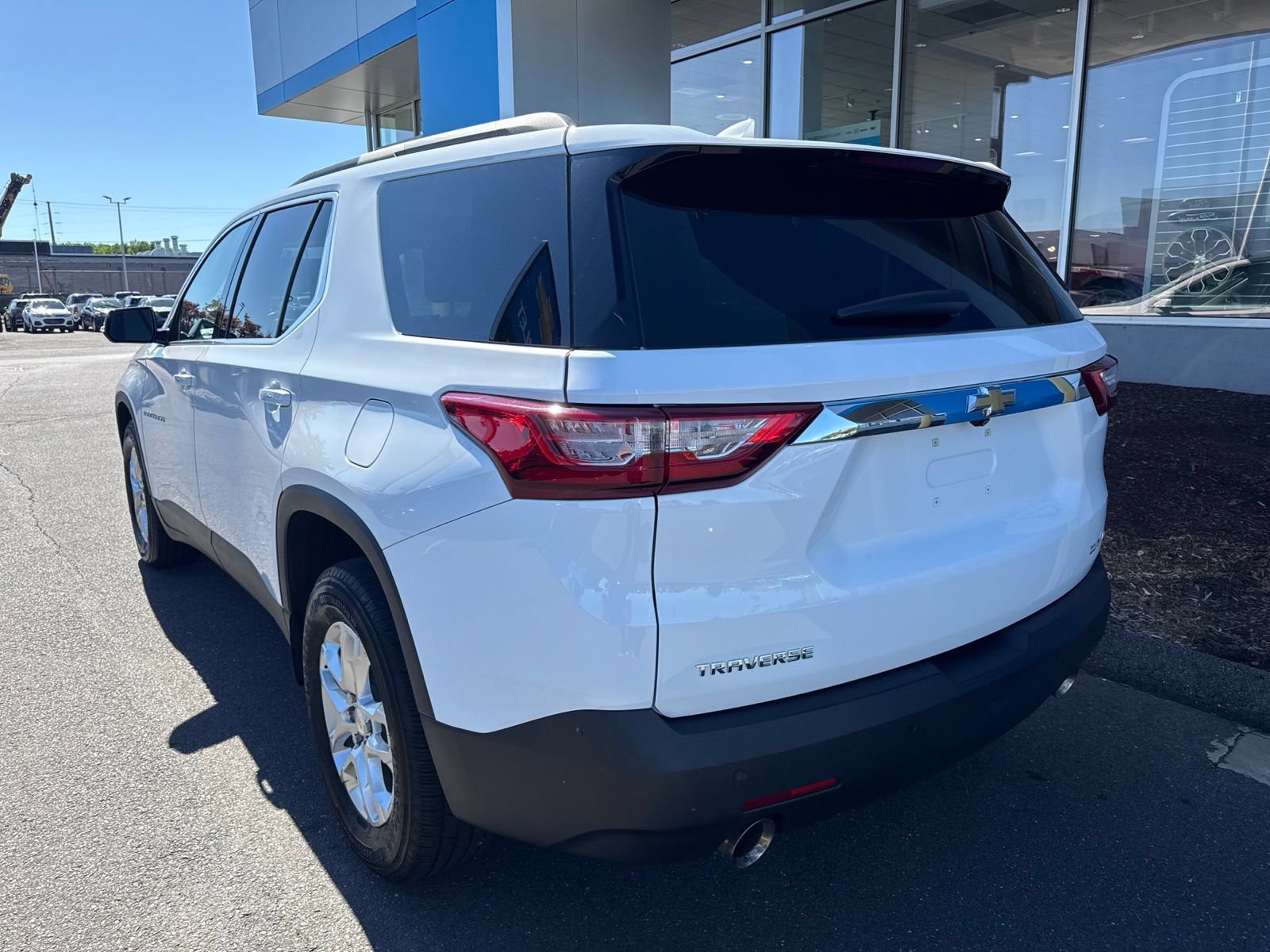 Used 2020 SUMMIT WHITE Chevrolet LT Cloth image 8