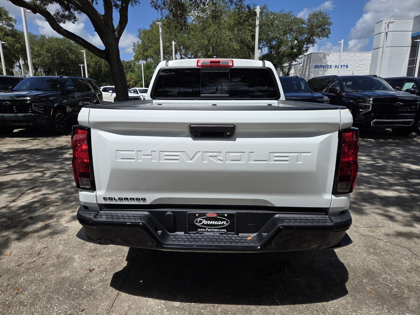 New 2026 Summit White Chevrolet WT image 6