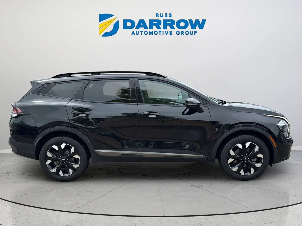 Used 2023 Black Kia X-Line image 6