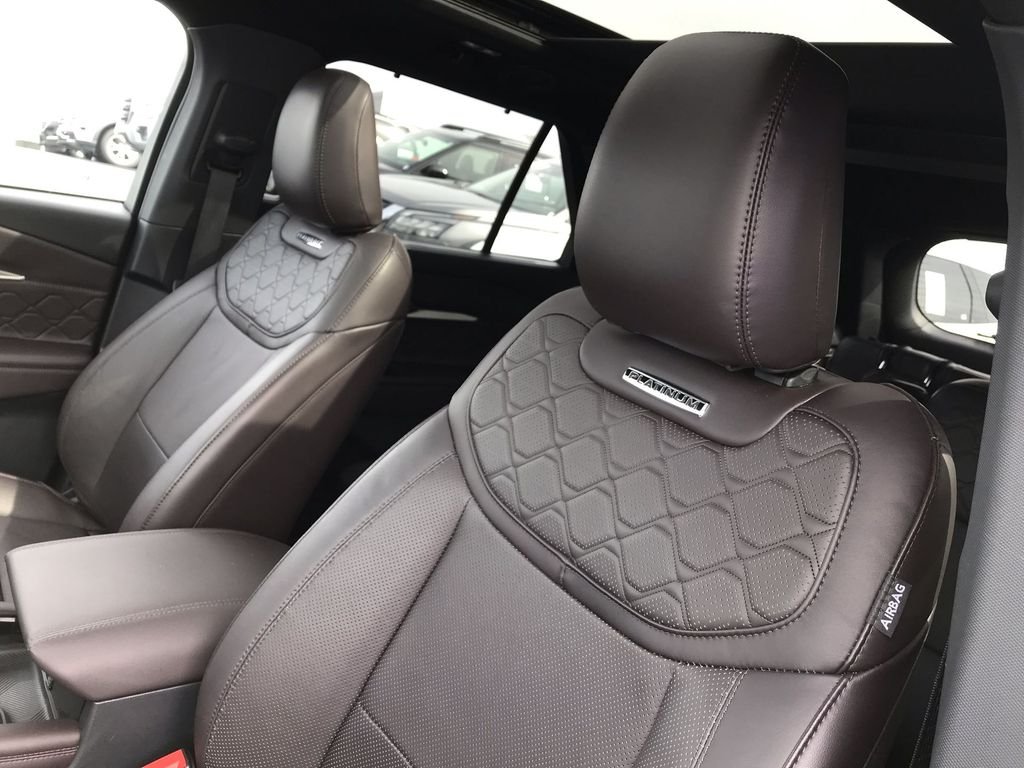 Used 2025 White Ford Platinum image 11