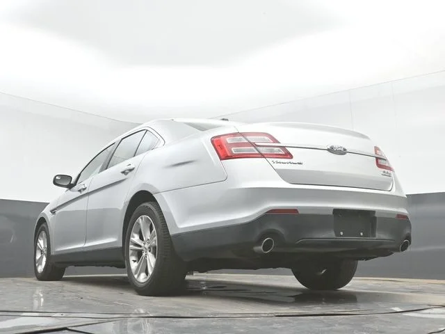 Used 2013 Ingot Silver Ford SEL image 30