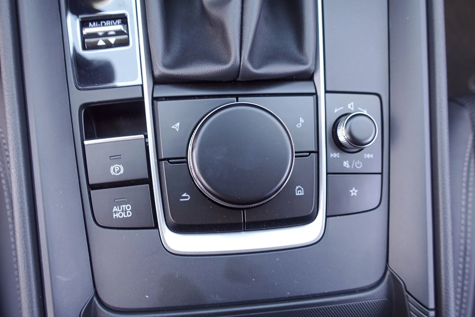 New 2026 Polymetal Gray Metallic Mazda 2.5 S Meridian Edition image 23