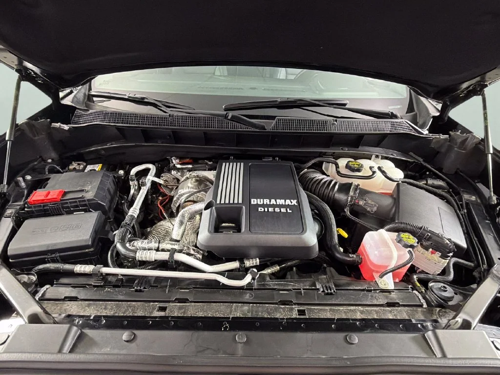 Used 2026 Black Chevrolet RST image 39