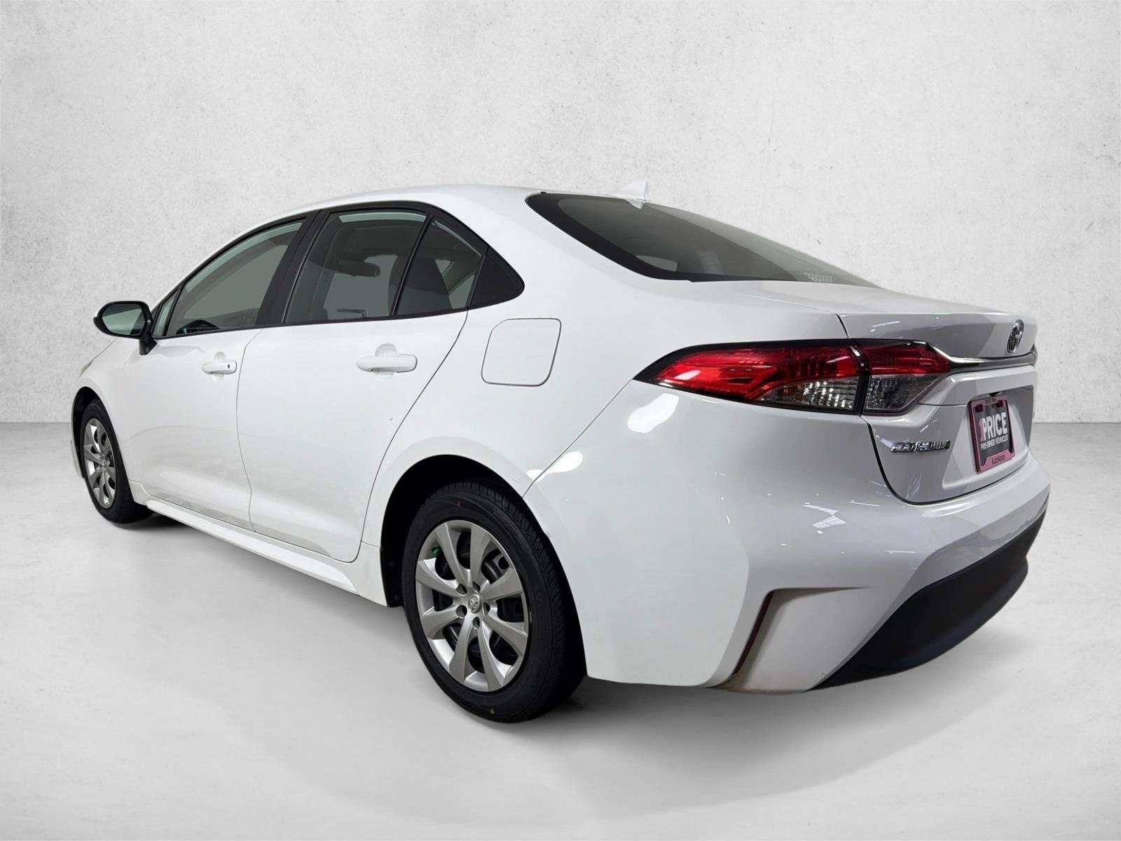 Certified Used 2025 Ice Cap Toyota LE image 5