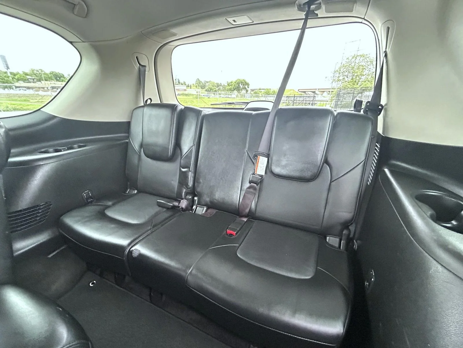 Used 2021 Brown Nissan SL image 22