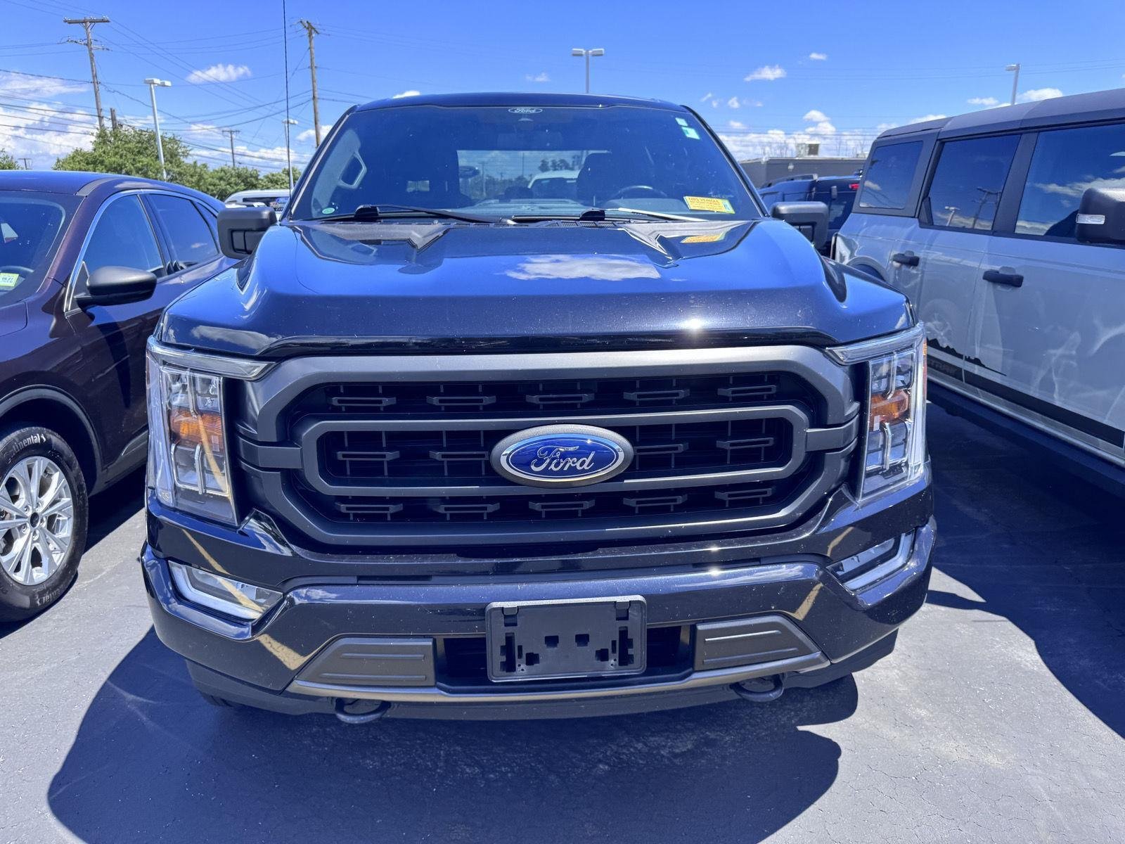 Used 2021 Agate Black Ford XLT image 2