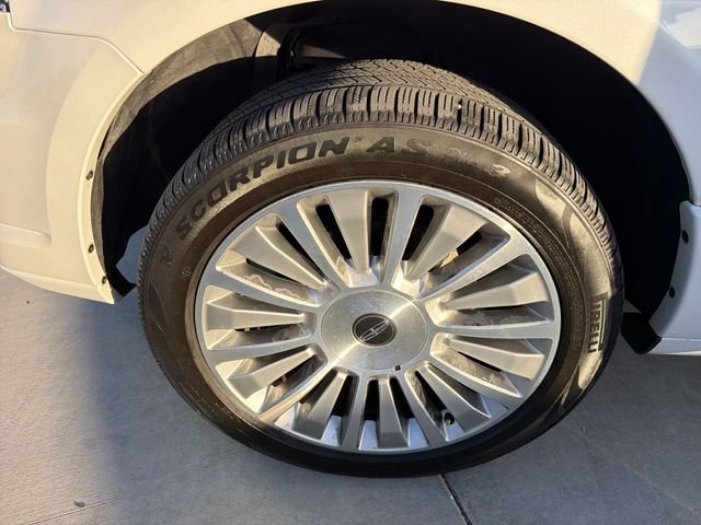 2016 Lincoln Navigator Select - Photo 32
