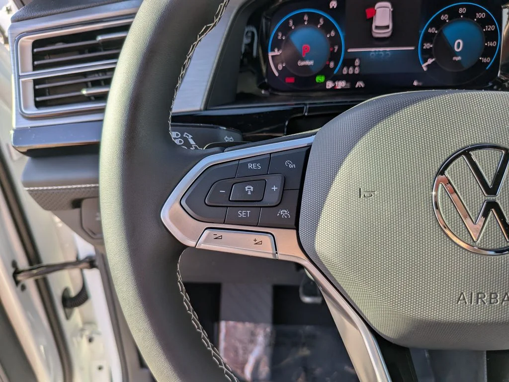 New 2026 White/off-white Volkswagen SE w/Technology image 24