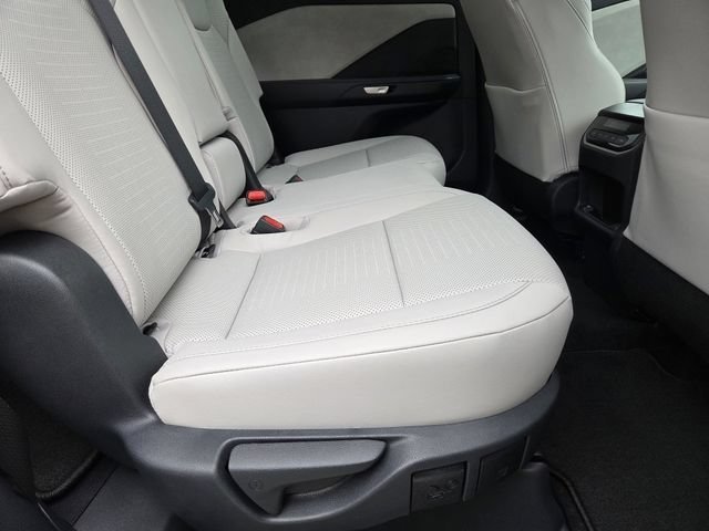 New 2026 Wind Chill Pearl Lexus PREMIUM AWD image 30
