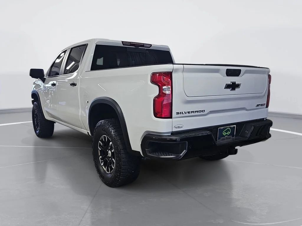 Certified Used 2024 White Chevrolet ZR2 image 6
