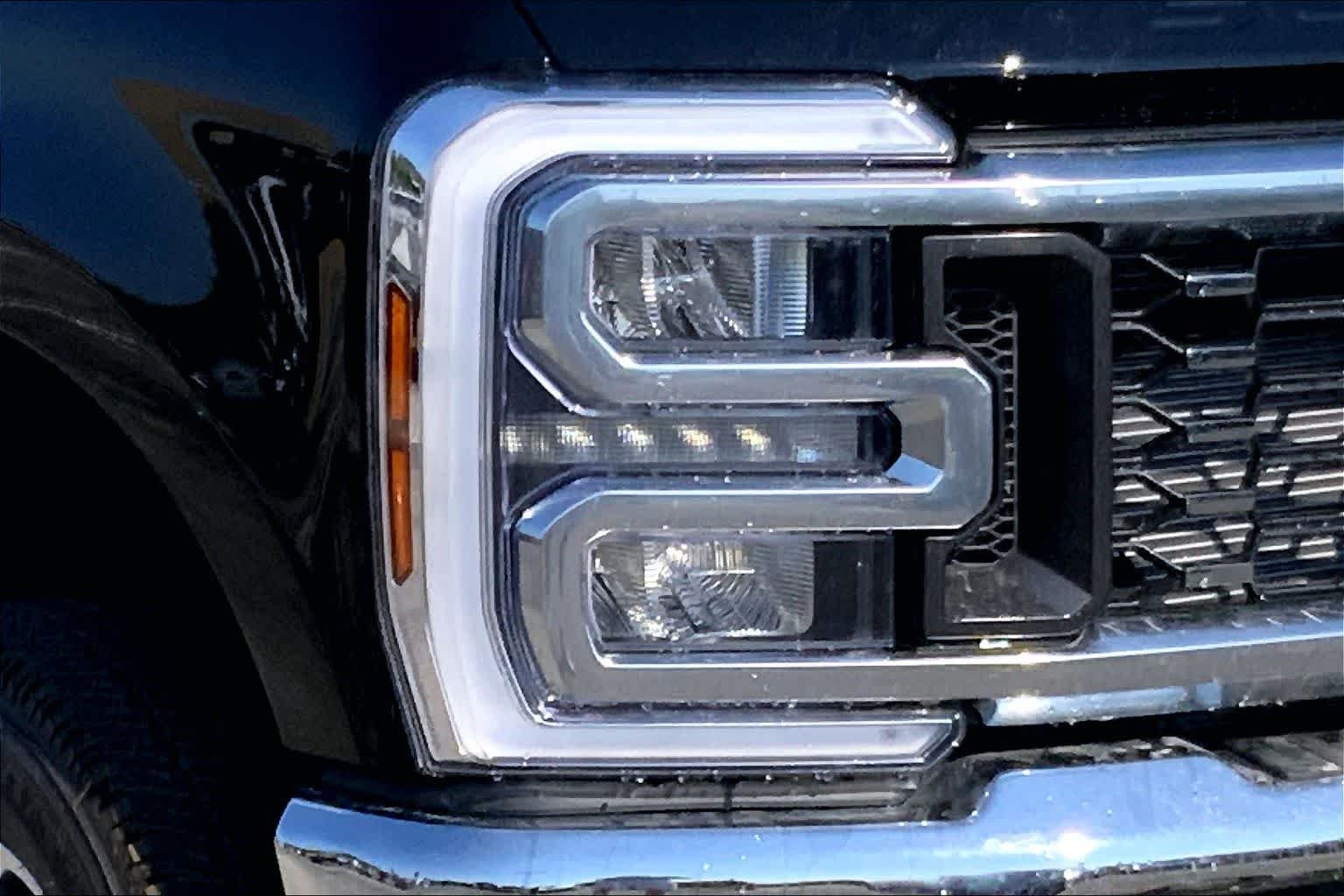 New 2026 Agate Black Metallic Ford F-350® King Ranch® image 10