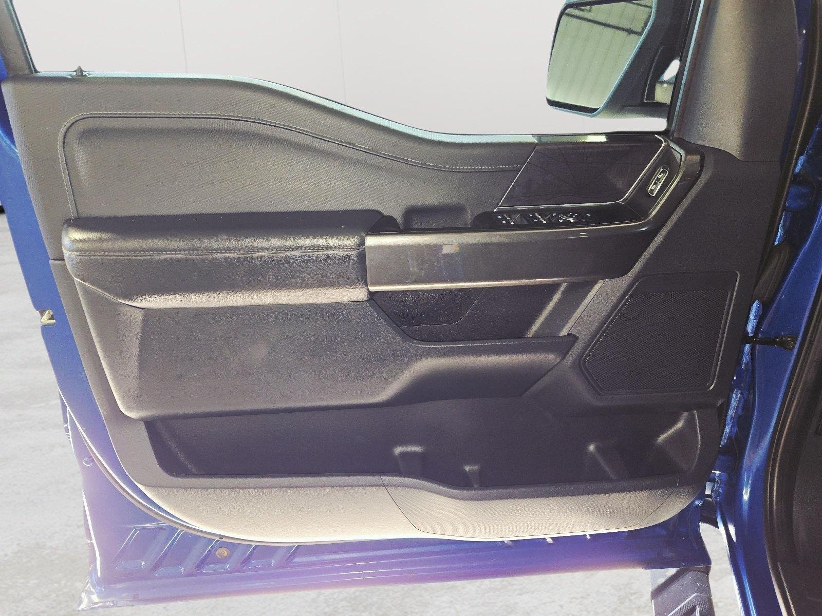 Used 2023 Atlas Blue Ford XLT image 29