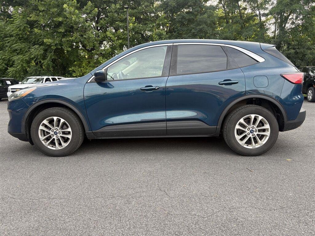 Used 2020 Dark Ford SE image 6