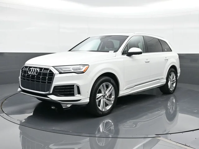 2023 Audi Q7 55 Premium Plus