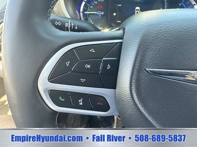 2023 Chrysler Pacifica Hybrid Touring L - Photo 31