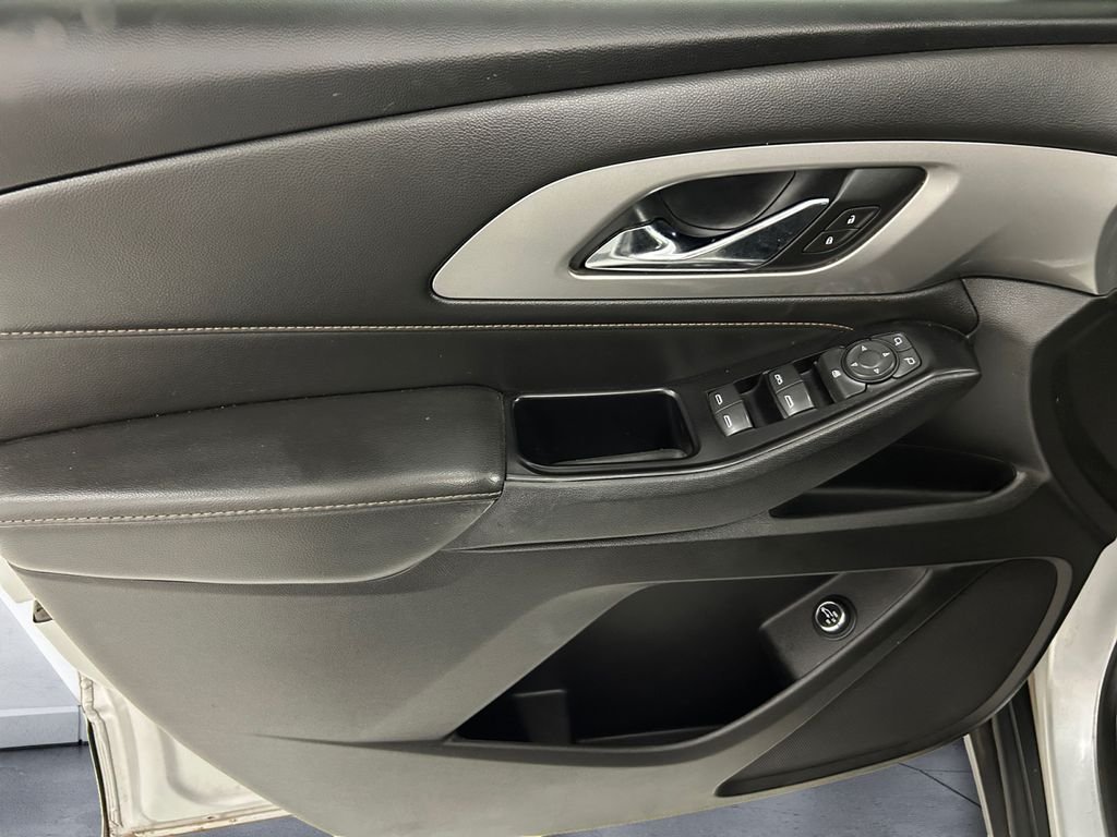 Used 2020 Silver Chevrolet LT image 12