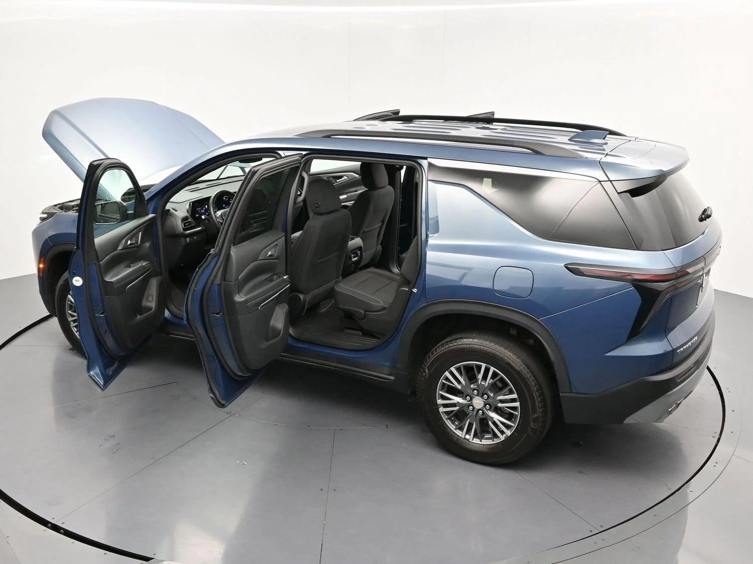 Used 2024 Lakeshore Blue Metallic Chevrolet LT image 38