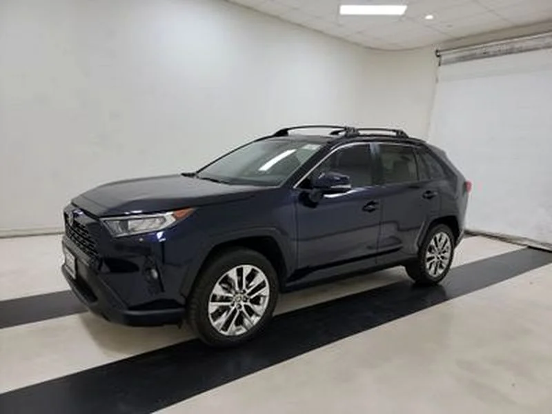 Used 2021 Blue Toyota XLE Premium image 1