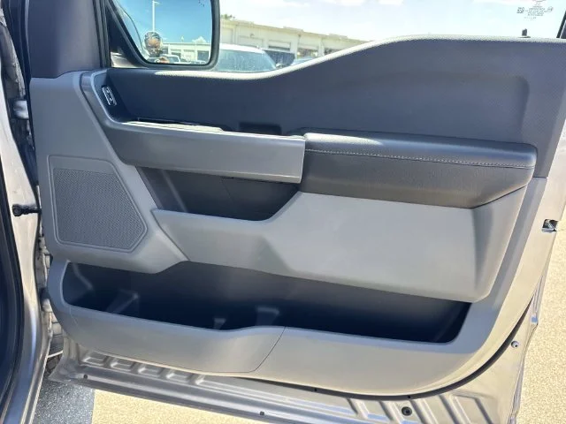 Used 2023 Silver Ford XLT image 38