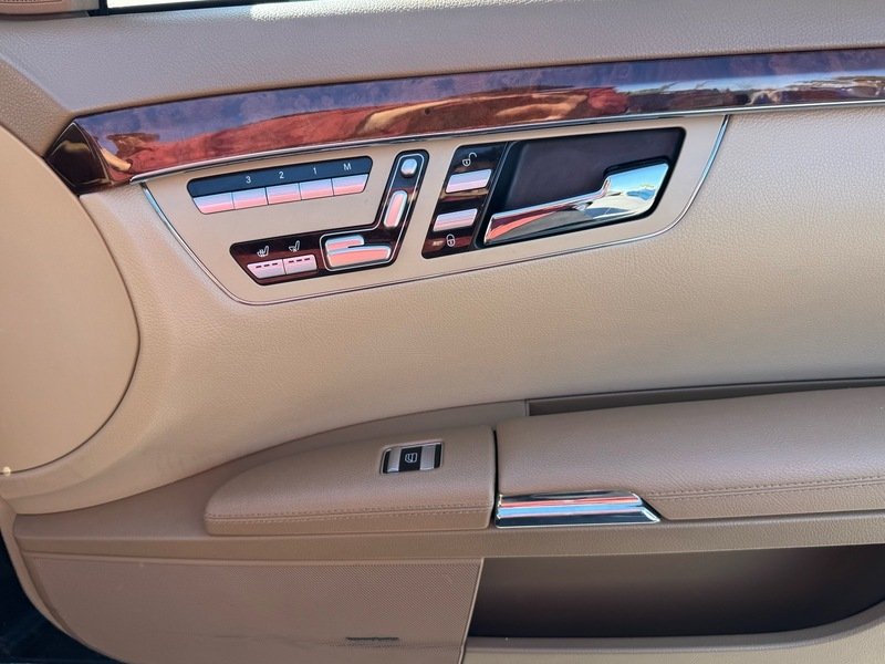 Used 2008  Mercedes-Benz S 550 image 43
