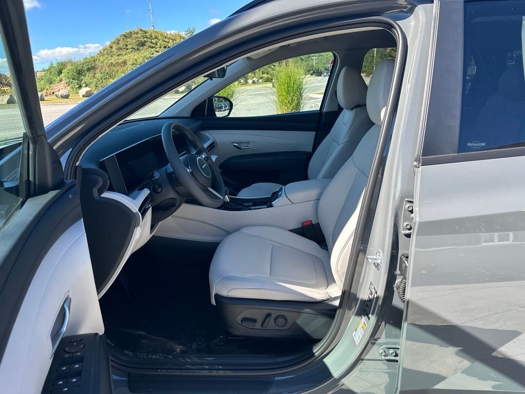 New 2026 Gray Hyundai SEL Plus image 12