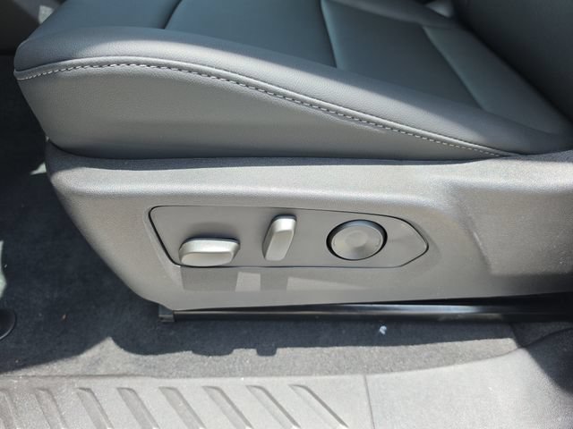 New 2026 Summit White Chevrolet LT image 13