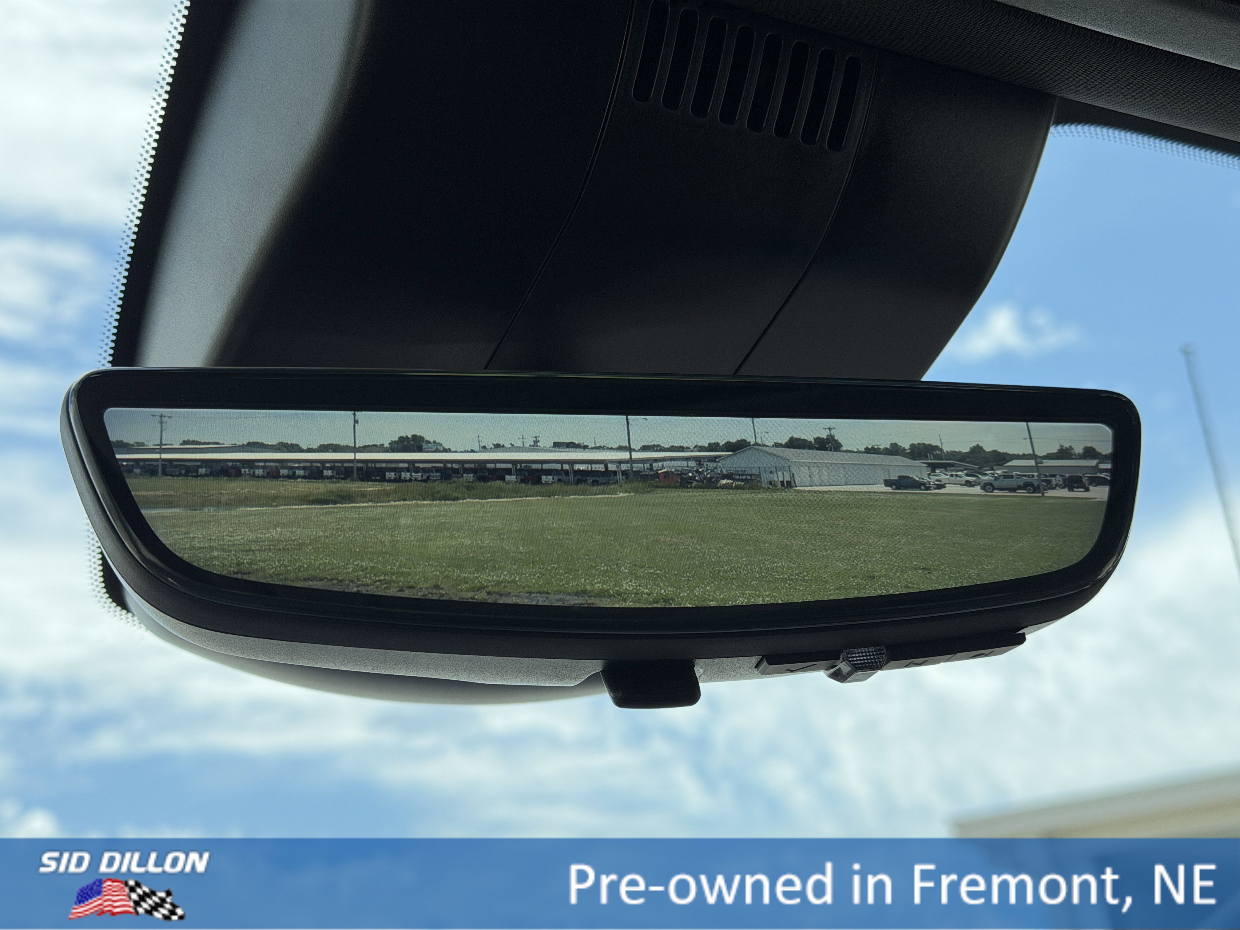 Used 2024 Downpour Metallic GMC Denali image 14