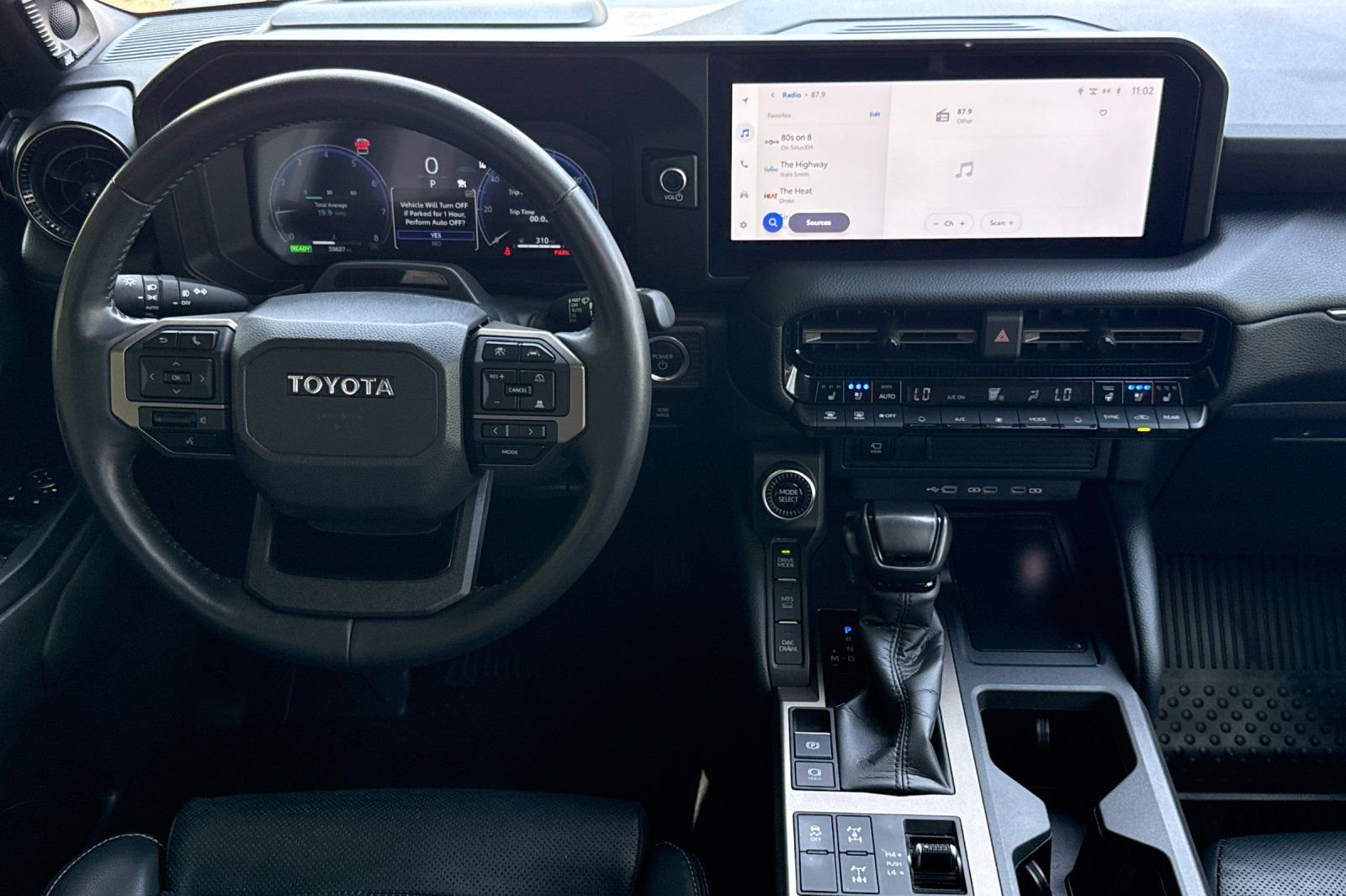 Used 2025 White Toyota Base image 13