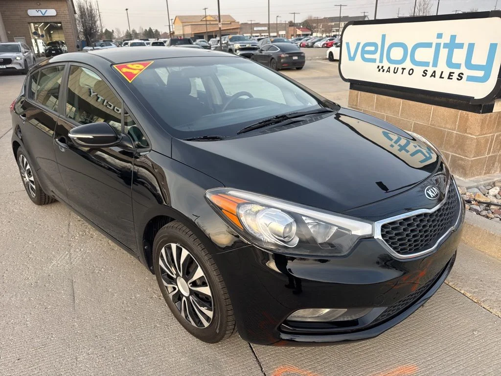 2016 Kia Forte LX AT's photo