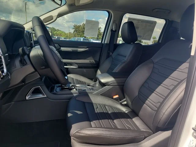 New 2026 Oxford White Ford Lariat image 19