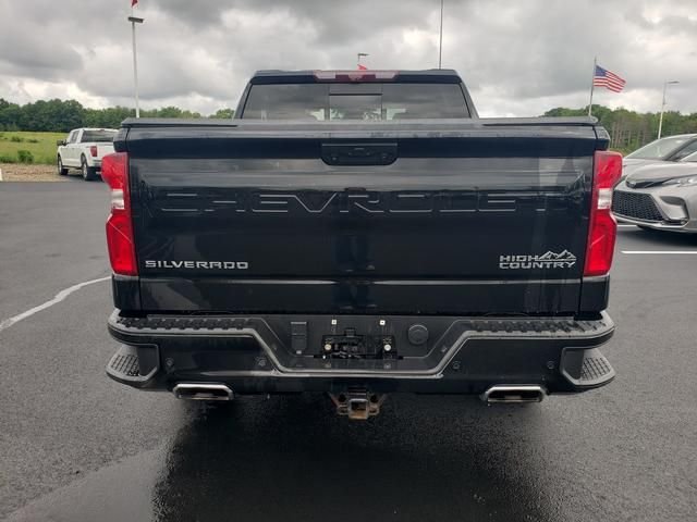 Used 2022 Black Chevrolet High Country image 6